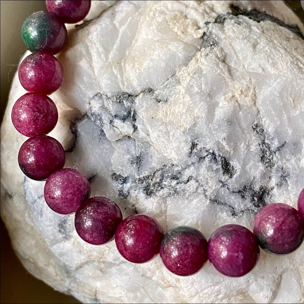 Nwot Genuine Ruby And Zoisite Gemstone Bracelet - image 6